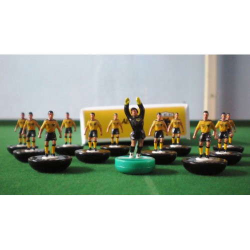 Subbuteo Andrew Table Soccer AEK 1978 on Classic Hasbro Bases